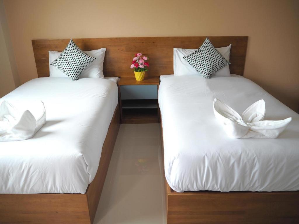Regent Room Hotel สุราษฎร์ธานี ภายนอก รูปภาพ