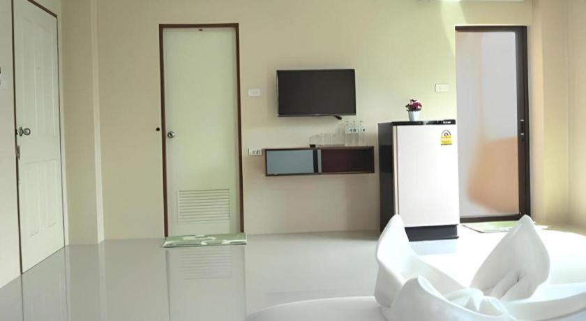 Regent Room Hotel สุราษฎร์ธานี ภายนอก รูปภาพ