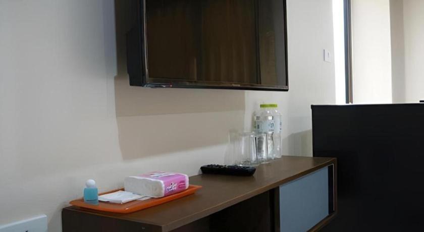 Regent Room Hotel สุราษฎร์ธานี ภายนอก รูปภาพ