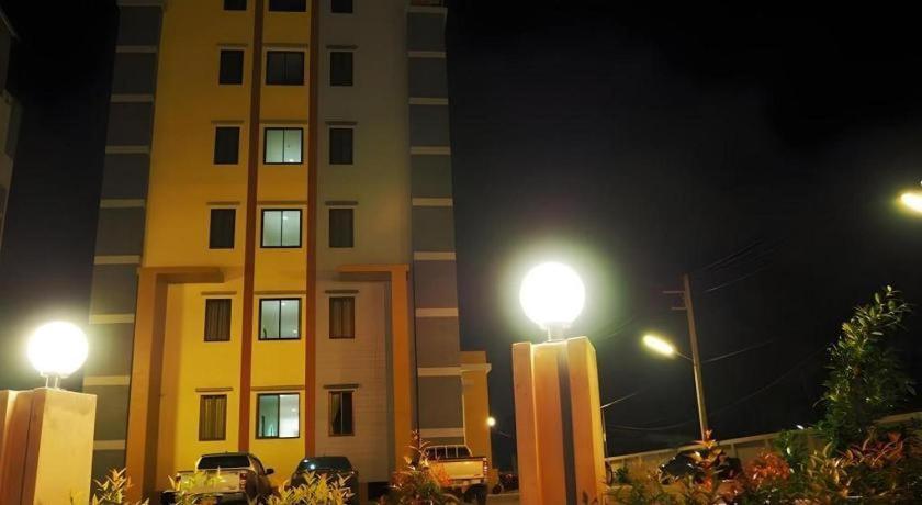 Regent Room Hotel สุราษฎร์ธานี ภายนอก รูปภาพ